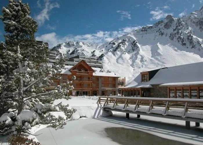 6 Pers, 1 Chambre, Balcons, Plein Centre Station, Proche Pistes - - Fr-1-404-335 * La Mongie